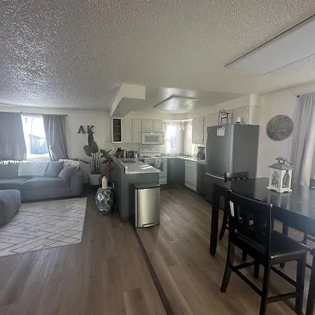 Newly Remodeled Relaxing Stay Near Downtown Fairbanks Exterior photo