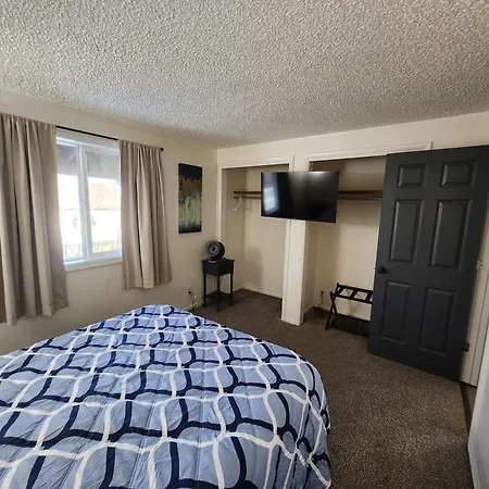 Newly Remodeled Relaxing Stay Near Downtown Fairbanks Exterior photo